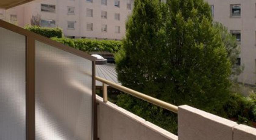 Residencia Universitaria Pare Claret Girona Szoba fotó